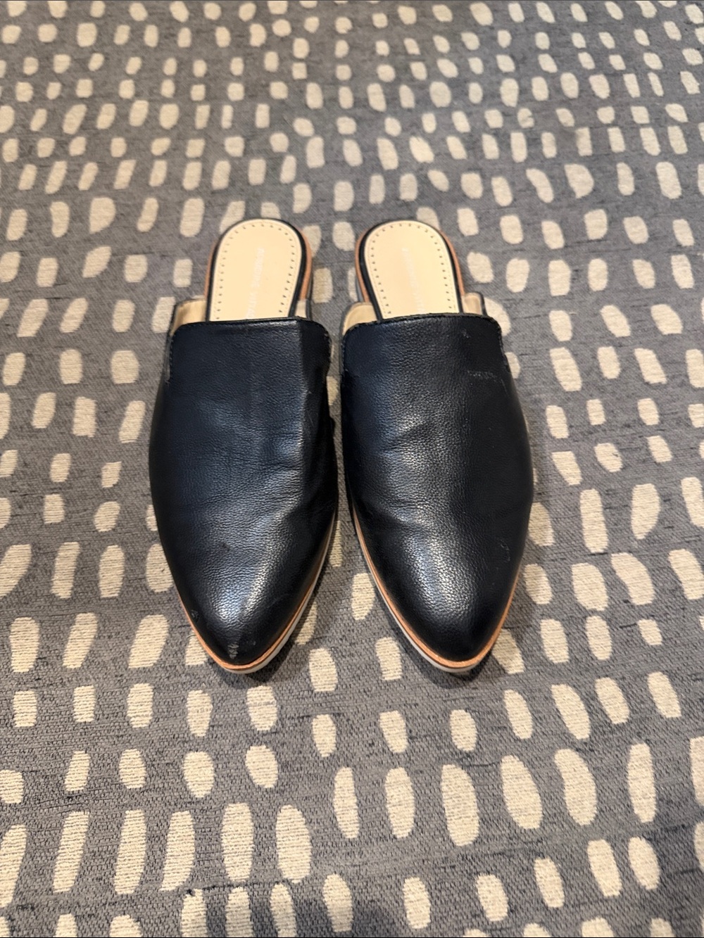 Adrienne Vittadini Sz 10 Black Pointed Toe Slide Mules